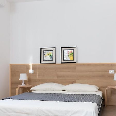 New Exclusive Melegnano Apartments- Near Train Station Ngoại thất bức ảnh