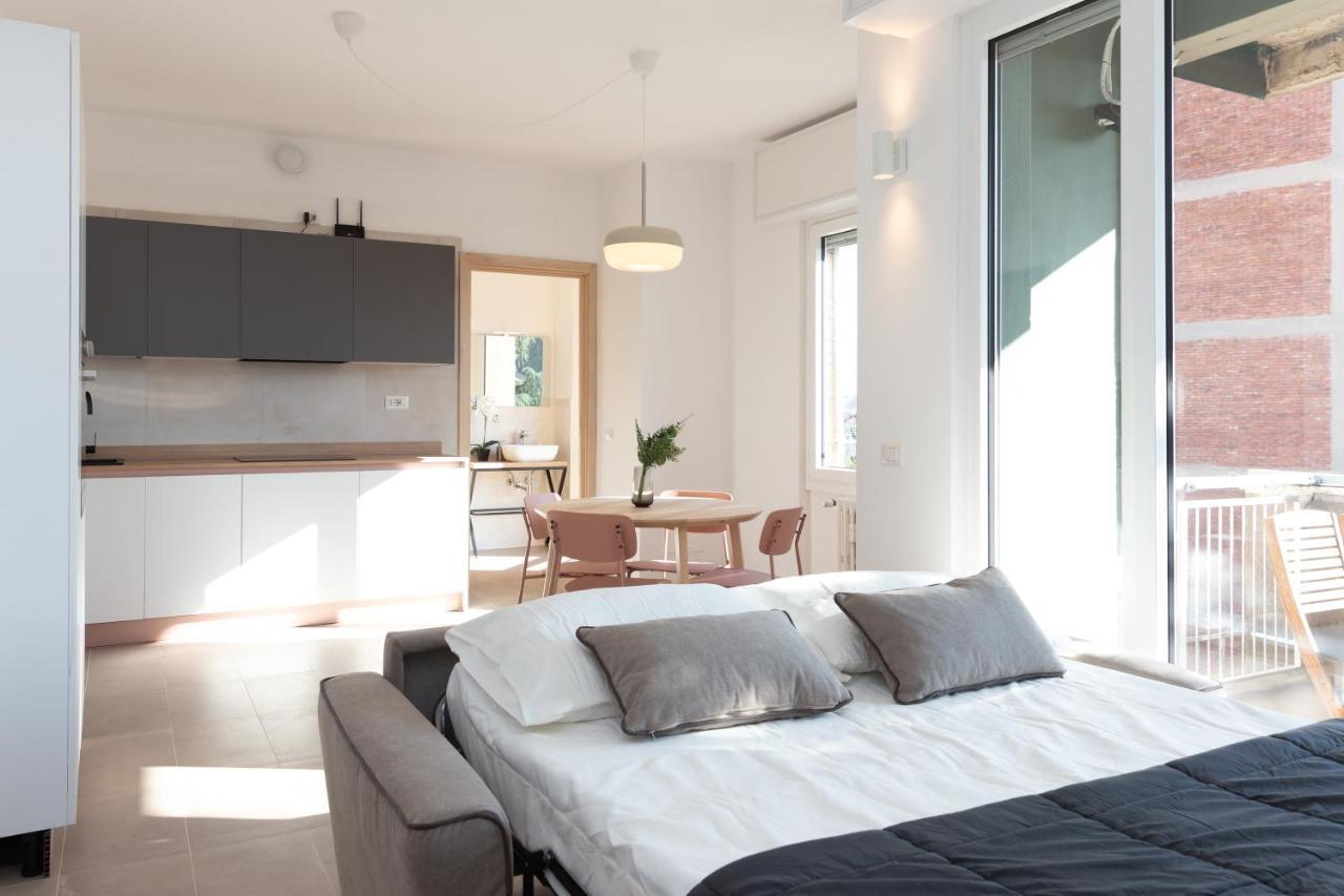 New Exclusive Melegnano Apartments- Near Train Station Ngoại thất bức ảnh
