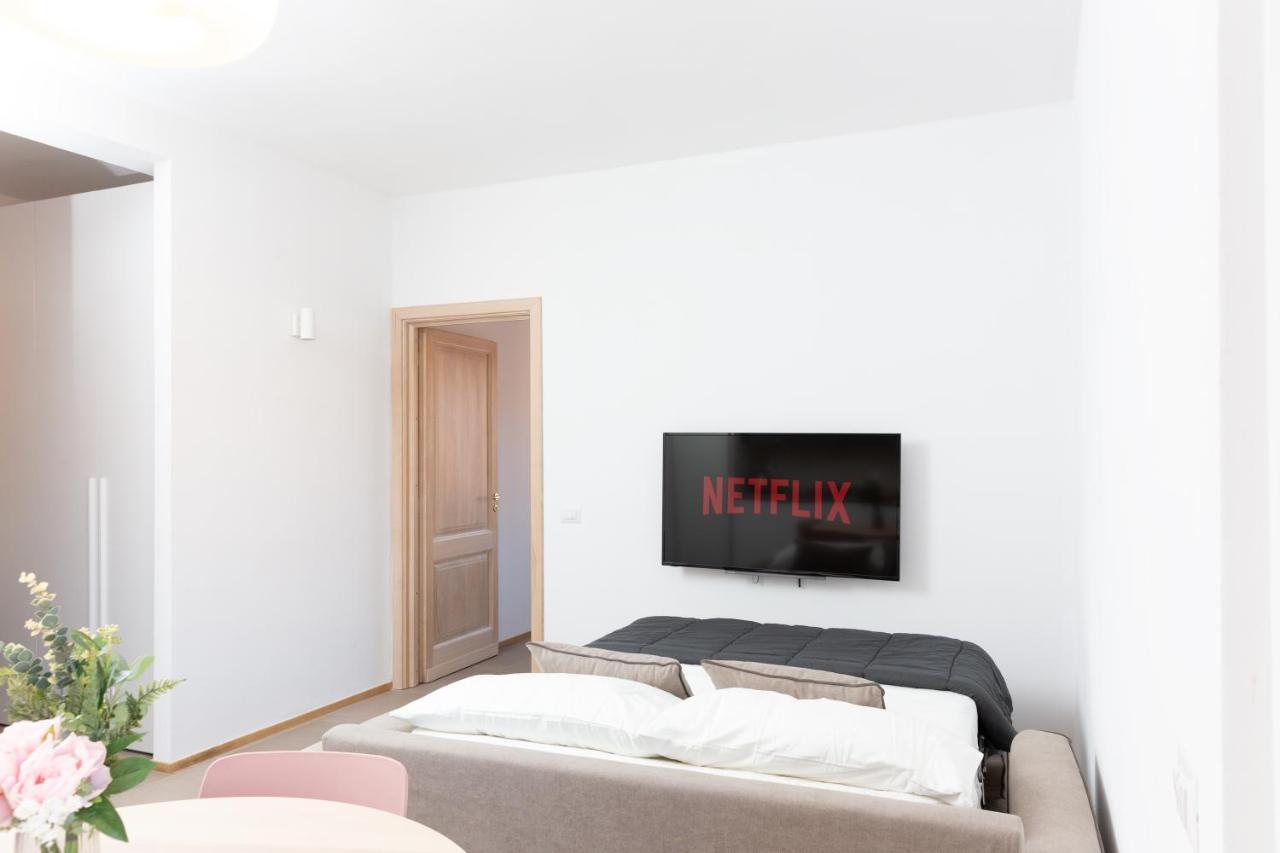New Exclusive Melegnano Apartments- Near Train Station Ngoại thất bức ảnh