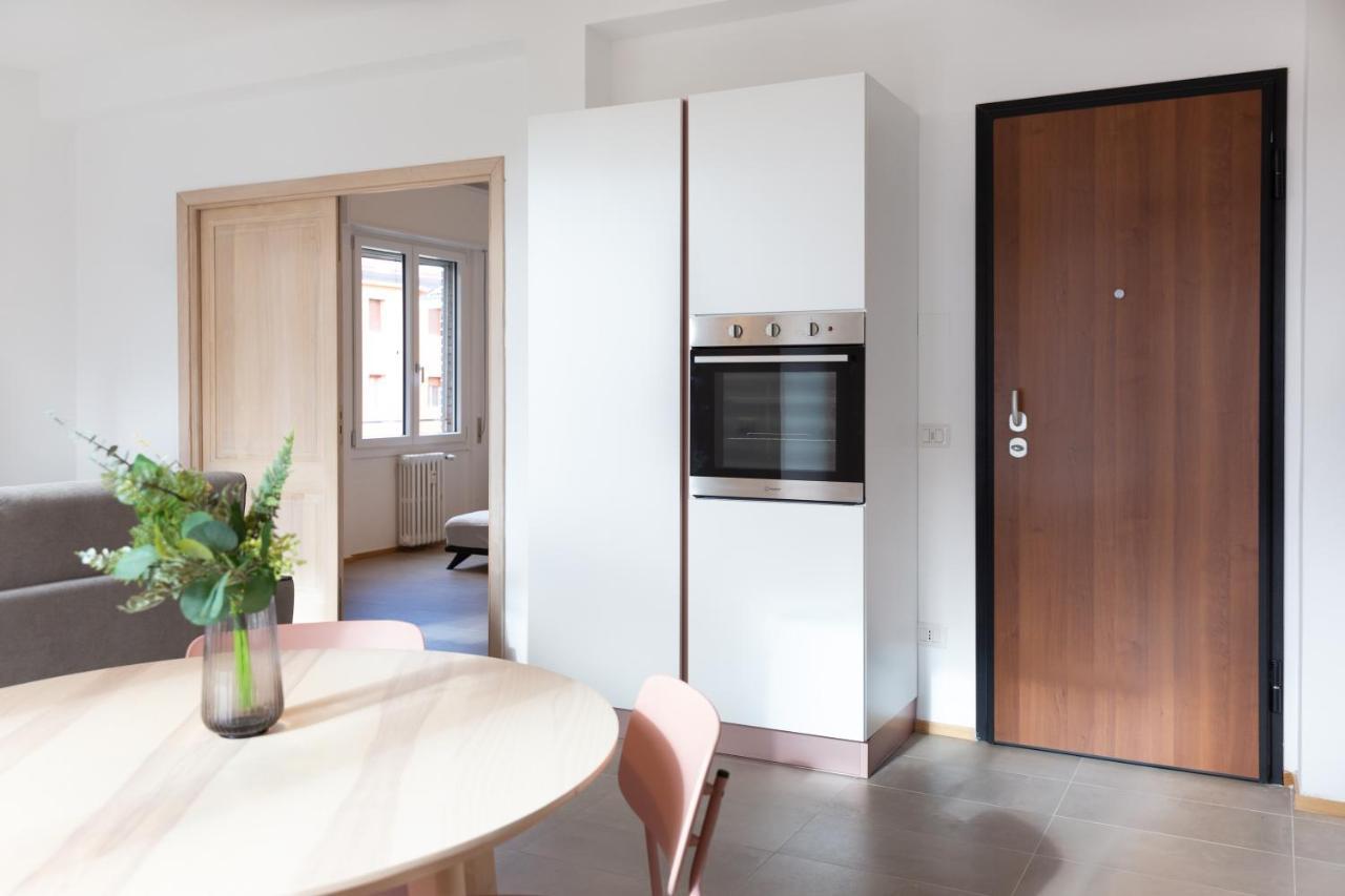 New Exclusive Melegnano Apartments- Near Train Station Ngoại thất bức ảnh