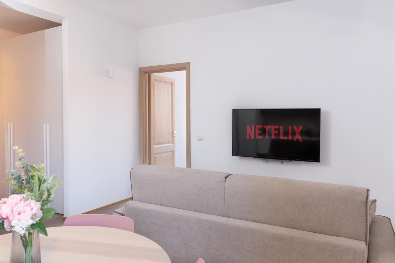 New Exclusive Melegnano Apartments- Near Train Station Ngoại thất bức ảnh