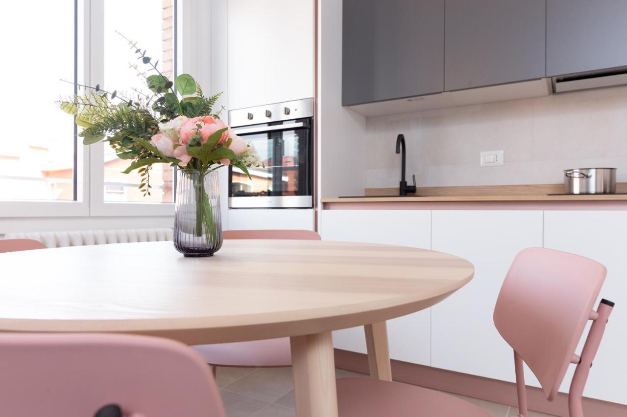 New Exclusive Melegnano Apartments- Near Train Station Ngoại thất bức ảnh